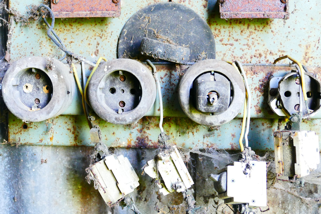 漏電調査は電力会社を頼る以外にも対処法があった 意外なウラ話教えます 街の修理屋さん