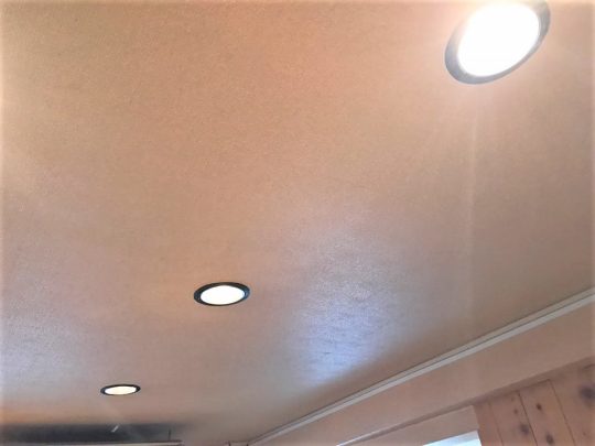天井埋め込みタイプの照明